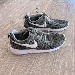 Army Green Nike Shoes